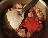 A picture of step 1 of Basic Chicken curry.