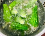 Hình bước làm 2 của món Canh khổ qua rừng nhồi thịt