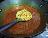 A picture of step 4 of Dry moong dal.