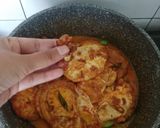 Foto langkah ke 3 dari resep Telur Ceplok Kuah Santan Pedas.