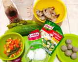 Foto langkah ke 1 dari resep Sop Udang Bakso.