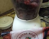 Foto del paso 1 de la receta: Helado de frutos rojos