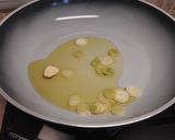 Foto del passaggio 1 della ricetta Caserecci al pesce spada