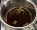 A picture of step 1 of Mint, Lemon grass and Ginger Tea.