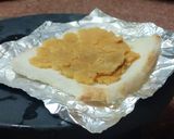 A picture of step 4 of Milkmade with bread dessert.