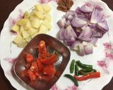 A picture of step 2 of Fish in Onion Potato Gravy.