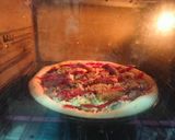 Foto langkah ke 4 dari resep Mushroom pizza.