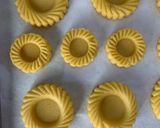 Foto langkah ke 4 dari resep Nutella Butter Cookies.