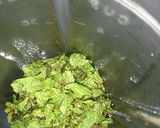 A picture of step 3 of Green malai botti.