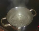 Foto del paso 3 de la receta: Mousse de chocolate blanco sobre coulis de frambuesa