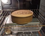 A picture of step 4 of Pumpkin Cheesecake.