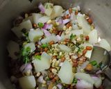 स्प्राउट्स चाट (Sprouts chaat recipe in hindi) रेसिपी चरण 2 फोटो