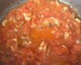 Foto del paso 3 de la receta: Pastas de arroz en salsa napolitana con atún 🍝 🥰