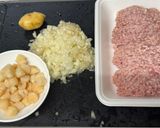 A picture of step 1 of Meatball Mochi.