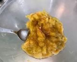 Une image de l'étape 2 de Tarte surprise à la rhubarbe.