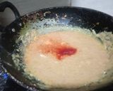 A picture of step 3 of Apple pulp burfi.