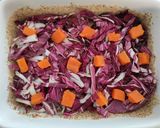Foto del passaggio 7 della ricetta Sbriciolata di patate con radicchio, zucca e gorgonzola