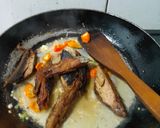 Foto langkah ke 3 dari resep Tongkol Kecap.