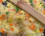 Foto langkah ke 4 dari resep Nasi Shirataki Goreng Udang.