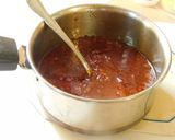 A picture of step 5 of Schezwan chutney.