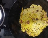 मुळ्या चे पराठे (mulyache paratha recipe in marathi) रेसिपी स्टेप 3 फोटो 