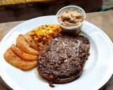 Foto langkah ke 6 dari resep Beef Steak with Mushroom sauce.