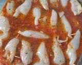صورة لخطوة 5 من وصفة طاجين بحريات مع محشي كلمار وبطاطس🦐🦭