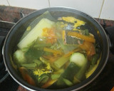 Foto del paso 1 de la receta: Potaje de lentejas con verduras, sacramentos y piña