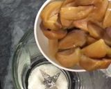 A picture of step 1 of Chikoo milkshake.