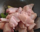 Foto langkah ke 2 dari resep Asem Asem Ayam.