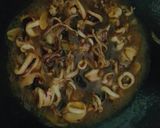 Foto langkah ke 4 dari resep Cumi Gurih Saus Tiram.