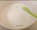 A picture of step 1 of Egg Roll.