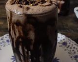 ओरियो मिल्क शेक (Oreo milk shake recipe in hindi) रेसिपी चरण 2 फोटो