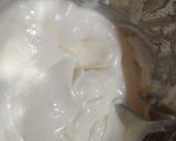 A picture of step 2 of Choux pastry (Cream puff).
