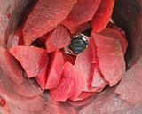 A picture of step 2 of Red Banana Beetroot Smoothie.