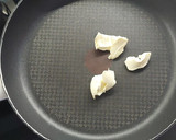 Foto del paso 3 de la receta: Tallarines de espinacas con salsa pesto y salmón