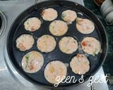 A picture of step 2 of Semolina or Suji Appe.