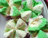Foto langkah ke 3 dari resep Bolu kukus mekar sprite.