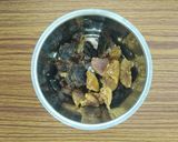 A picture of step 7 of Chikki surprise.