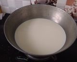 * மேங்கோ வித் பிஸ்கெட்ஸ் ஐஸ்க்ரீம் *(mango biscuit icecream recipe in tamil) ரெசிபி ஸ்டேப் 4 புகைப்படம்