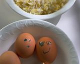 A picture of step 1 of Easy Egg Fried Rice 蛋炒饭.