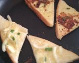 Foto langkah ke 4 dari resep Cheese Egg Bread Toast.