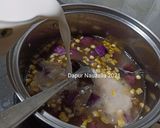 Foto langkah ke 3 dari resep Kolak Gadung Ungu.