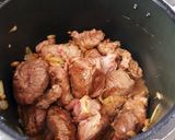 A picture of step 3 of Boeuf Bourguignon.