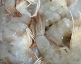Foto langkah ke 1 dari resep Udang Asam Manis.