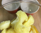 Foto del paso 1 de la receta: Soufflé de patatas y queso