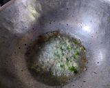 टोमॅटो तडका कोशिंबीर (Tomato Tadka Koshimbir Recipe In Marathi) रेसिपी स्टेप 4 फोटो