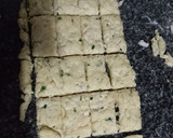 Foto del paso 3 de la receta: Bizcochitos de cebollas y ciboulette 🎆