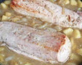 Foto del paso 8 de la receta: Solomillo de cerdo con salsa de manzana y cebolla