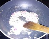 A picture of step 2 of Chilli pasta.